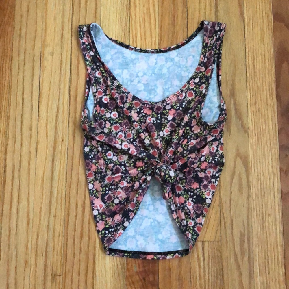 onzie knot crop tank S floral multi color print